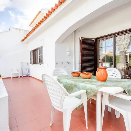 בית נופש Altura Inn Cottage אלטורה